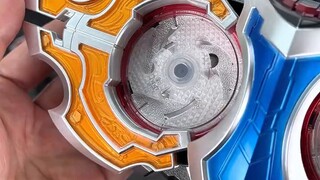 Nava's 10th anniversary commemorative belt! "Armor Hero Nava Armor Nava RX Summoning Belt"