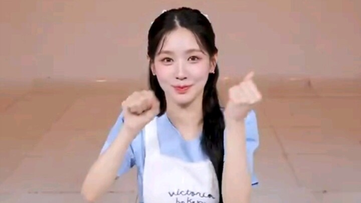 ขำตาย? การส่งออกวัฒนธรรมมาแล้ว~ จ้าวเมี่ยนเต้นขุดๆ ขุดๆ ☺