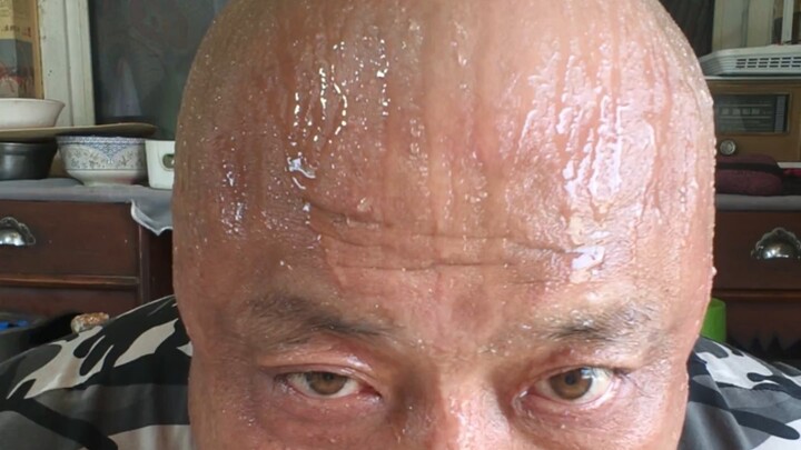 Makan begini bikin siapa pun berkeringat!