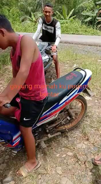 gayung mamah q pinjem😅