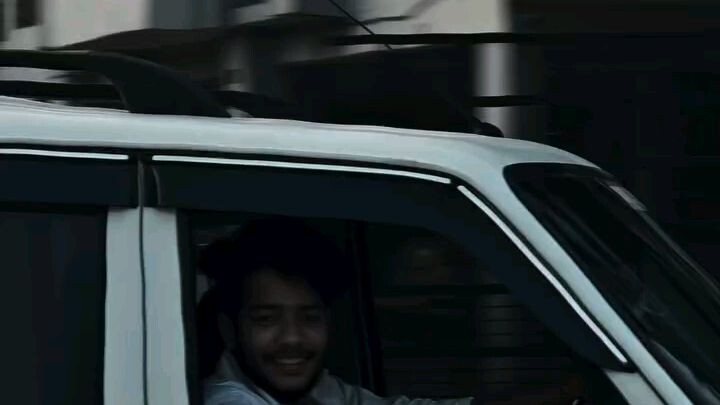 कुछ गलतियों से सीख मिली है कि अपनों को उतना ही अपना मानो, जितना वो तुम्हें मानते हैं। 🖤