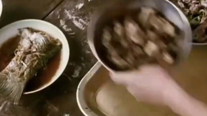 Người đàn ông này chưa từng ăn thịt cho đến năm 13 tuổi