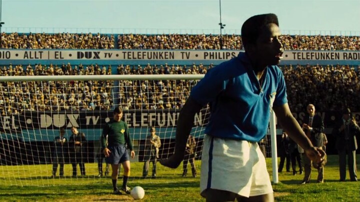 Pelé: Birth of a Legend (2016) Dual Audio [Tamil + Hindi + English] Bl