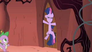 "Vậy tại sao Pinkie Pie lại được gọi là Ngựa của Chúa"