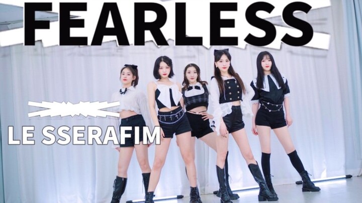 Hanya sekejap! Cover lagu debut LE SSERAFIM "FEARLESS" oleh lima anggota dengan manajemen ekspresi y