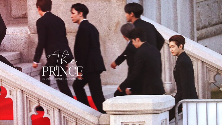 SEVENTEEN Male Models: Seventeen's Red Carpet-Falling Moments