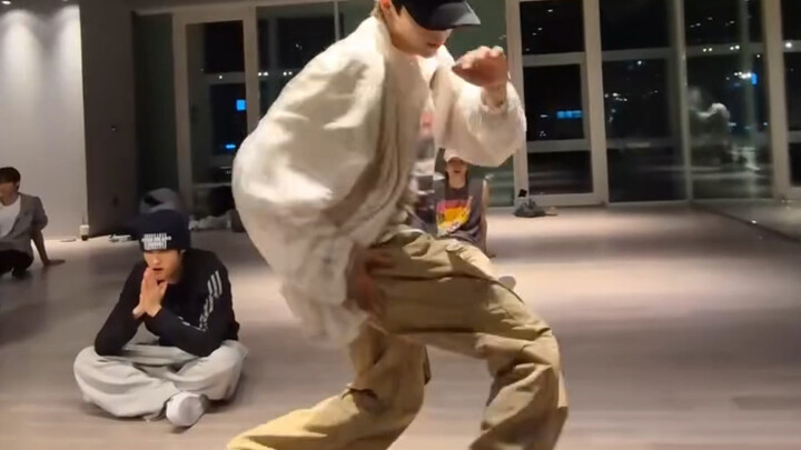 ความจริงใจของเทพองค์นี้ได้ก้าวสู่ขั้นแห่งเซียนแล้ว ต้องนำมันมาหลอมเป็นยาแล้วกลืนลงไปแน่...｜RIIZE Hon