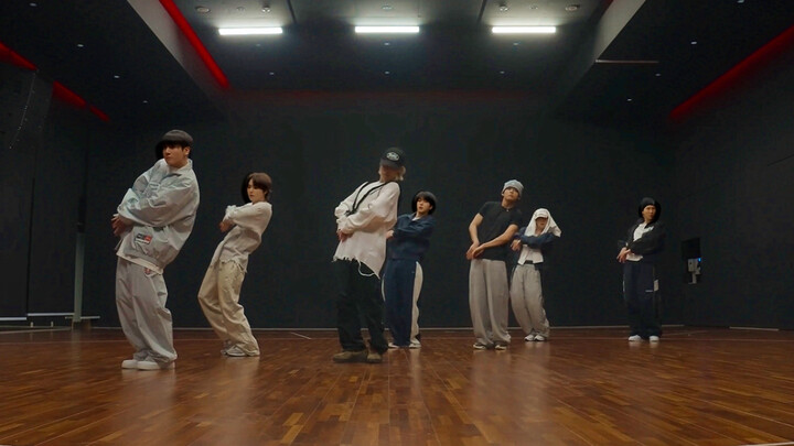 【4K】Versi ruang latihan lagu baru BTS: SWIM