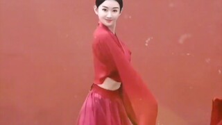 优雅舞动，魅力四溢