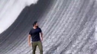 Dubai Expo 2010: 'Surreal Waterfall'