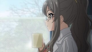 【إصدار المسرح/مشاهد جديدة/CloverWorks】 الفتاة ذات الحقيبة الحمراء التي لا يحلم بها فتى مراهق مغرور «