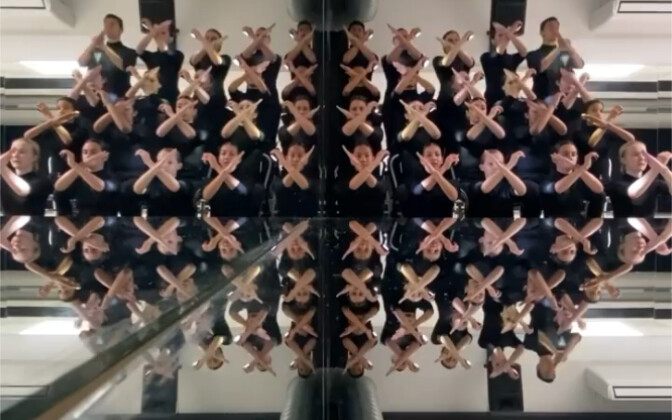 French and Egyptian hand dance masters, Sadeck's disciple, Mirror, presents an incredibly synchroniz