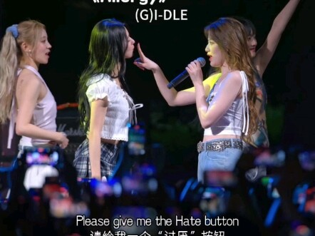 Chỉ khi mãi yêu chính mình, bạn mới có thể mãi xinh đẹp.