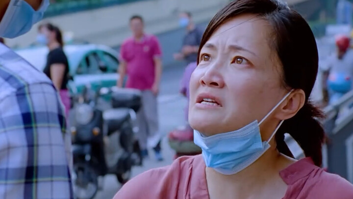 Risking my life to deliver food just to avoid being late! Turns out a delivery driver's one life is 