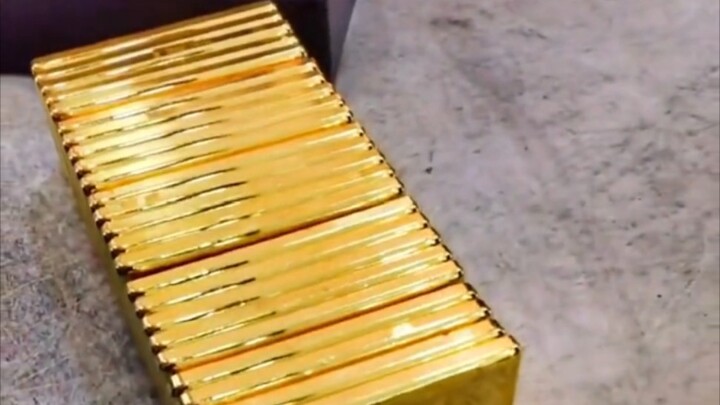 مهما كان العمل متعبًا، لازم أحمله بنفسي، لأنني ما أطمئن لما يحمله غيري.