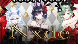 I don’t need your gaze—after all, I’m an artwork in my own right.