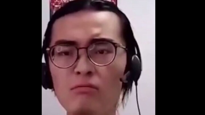 Ký ức buồn với chiếc giỏ
