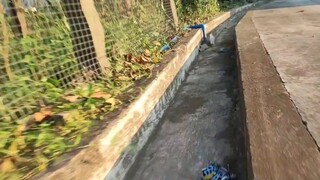 Pertarungan Saluran Drainase 4WD】Di mana kompetisi ini? Ini hanya pertempuran Dr. Great God memiliki