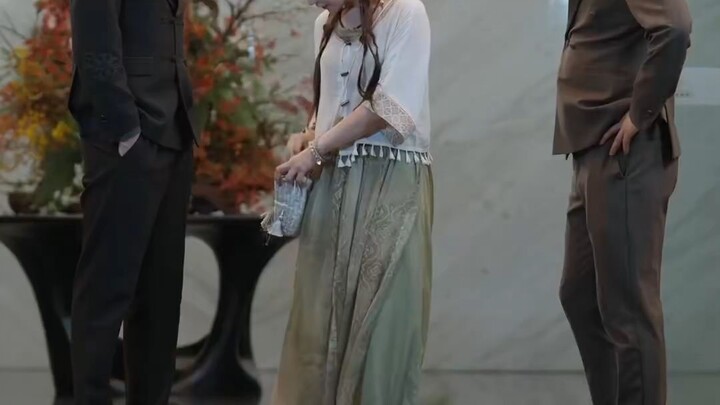 เจ้าสาวดวงขาดทอง vs เจ้าบ่าวอัปมงคล Ep4/5 #หนังสั้น #หนังจีน #ซีรี่ดัง #ซีรี่จีน