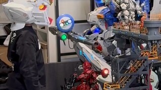 The naughty kids invaded the plastic guy base, Walnut brother is going to have a holiday, the sky is