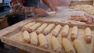 Bậc thầy bánh rán xúc xích siêu tốc - Món ăn đường phố Hàn Quốc | STREET FOOD