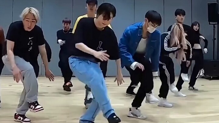 【Reaksi】Analisis level dance dan perbedaan keempat anggota SHINee, serta sekilas kekuatan grup gener