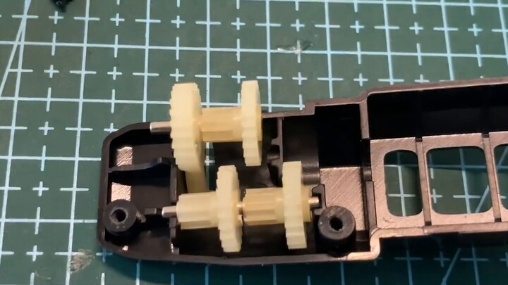 Remote control car converted to RC at low cost! Xinghui F1 converted to full scale