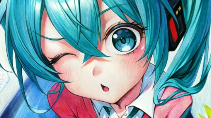 Drawing Hatsune Miku in fish-eye perspective with colored pencils!