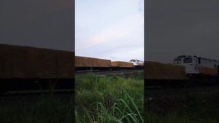 Kereta Api Barang View Gunung Merapi Jogja #shorts