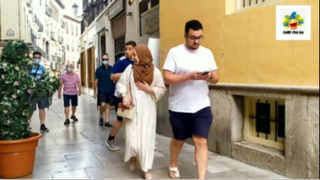 (Phần 4) Giả Làm Cái Cây Và Hù Dọa Người Lạ Và Cái Kết :) #Prank