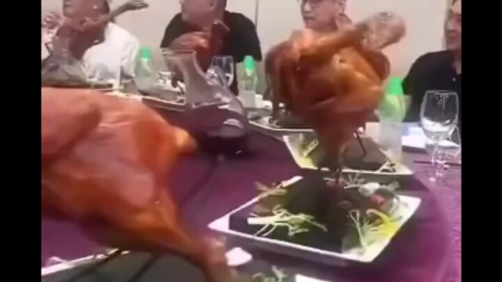 Buổi liên hoan công ty, sếp giao cho tôi gọi món – lần này tôi thật sự được nở mày nở mặt!