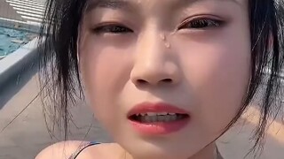 河南到底有多热？女生等红绿灯时间鞋都热化了，“现在哪里最凉快 我要去避暑”