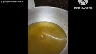 chili garlic sauce..pang negosyo. 1kilo Ng garlic 1kilo Ng  sili 1galon Ng oil..