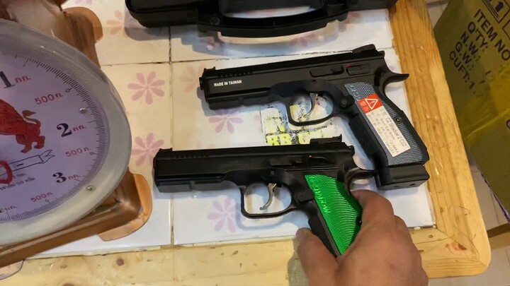 เปรียบเทียบ CZ SHADOW2 บีบีกัน กับ CZ SHADOW2 ปืนจริง เรื่องของมิติขนาดและนำ้หนักกันครับ Byช่างยนต์