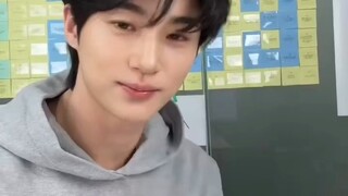 Bueon Woo-Seok 🥰