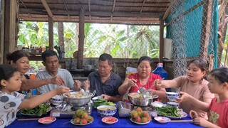 Hết Cảm Lạnh với Nồi Lẩu Cá Thác Lác Thêm Mớ Rau Cải Trời Đầu Mùa Thiệt Là Thơm | TKQ & Family T1082