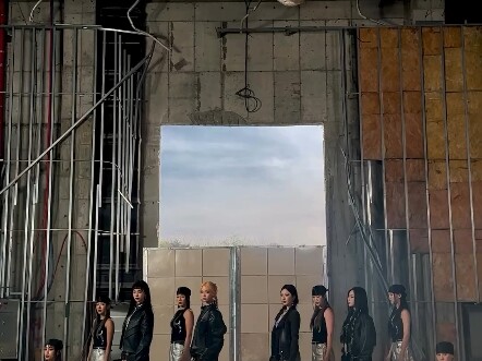 Armageddon choreography revealed first! Official update on Yoo Ji-min, 240523.