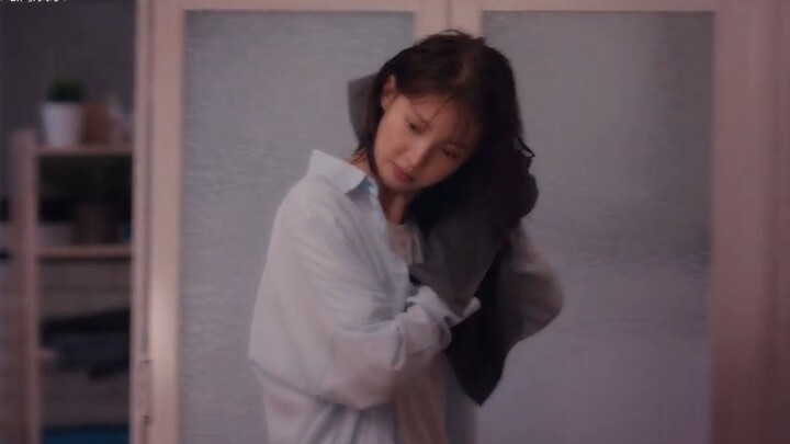 It’s a shame Jin Chen’s long legs aren’t being used to pedal a tricycle!