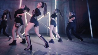Đây chính là lượng vàng ban đầu của Thanh Hạ! Bìa mới của Staytonight - chắc chắn là phiên bản bùng 