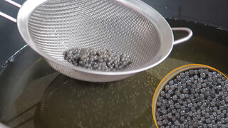 【Fried Caviar】 1 Kilo of Caviar into the Fried Pan!