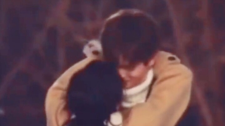 “ก็ต้องบอกเลยว่าเธอช่างน่ารักจริงๆ” ไหนจะมีน้ำตาลเทียมอะไรเล่า? ทั้งหมดล้วนเป็นความรู้สึกที่หลั่งไหล