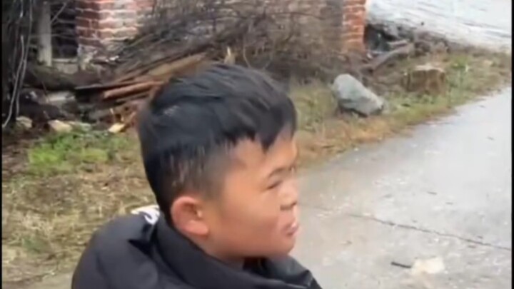 Fan Xiaoqin’s world has fallen apart: after getting drunk and losing consciousness, he was thrown ba