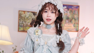 How does the oil-painted Lolita from two years ago look now?