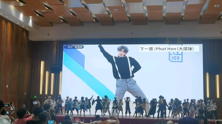 งานแสดงสินค้าหยางเจียง ไก่ที่สวยงามของคุณได้คะแนน 60 คะแนน ทำให้ทั้งงานคึกคักไปด้วย