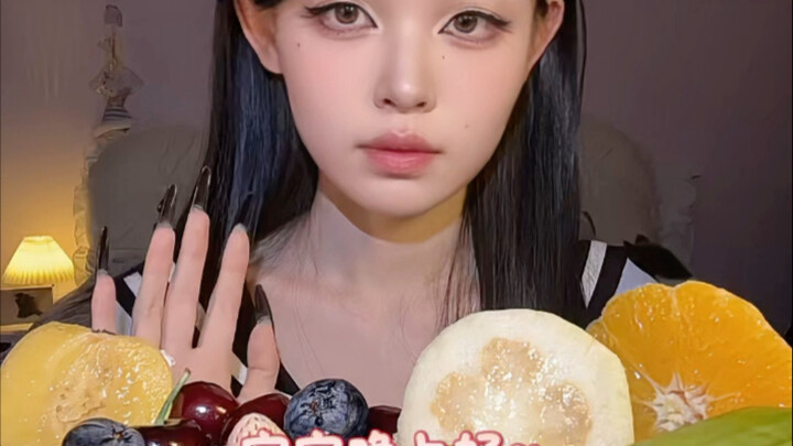 Trái cây mình ăn hoài ^⦁᎑-^ ੭