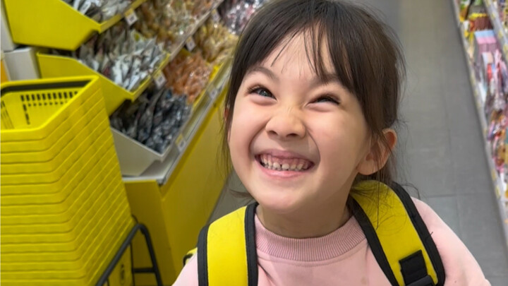 She smiled—a heartbreaking, pitiful smile.