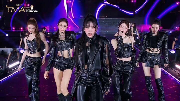 【4K 50fps】MEOVV - MEOW+HANDS UP (25/09/2020, 20:25, The Fact Music Awards)