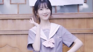 Có phải do tôi nhảy chưa đủ đẹp nên sếp không hài lòng à~?