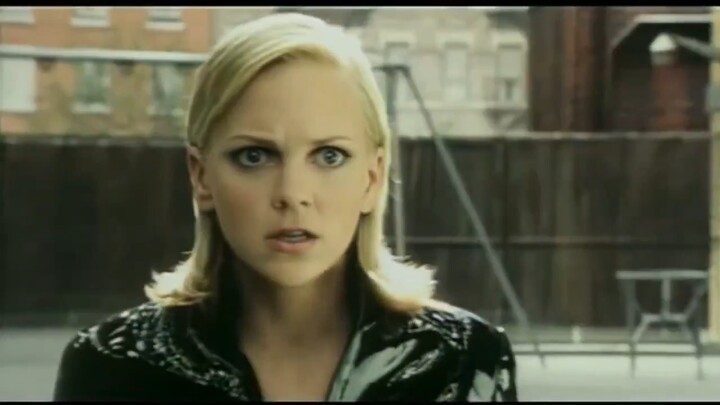 Anyone who’s seen Scary Movie knows what I mean.