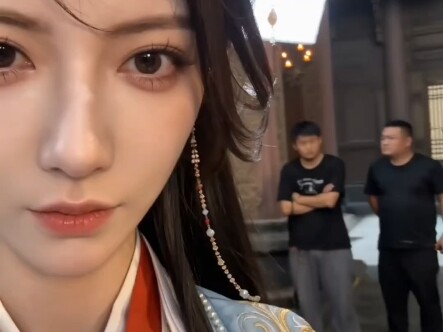Vlog của Viễn Nhi – trở lại có hạn, chúc các đạo hữu Quốc khánh vui vẻ, mọi người hãy nghỉ ngơi thật